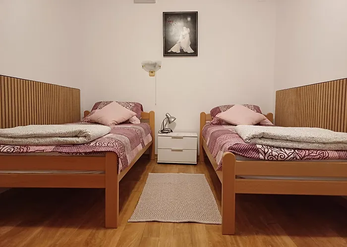 Apartma Zeleni Mir Appartement Dobravlje